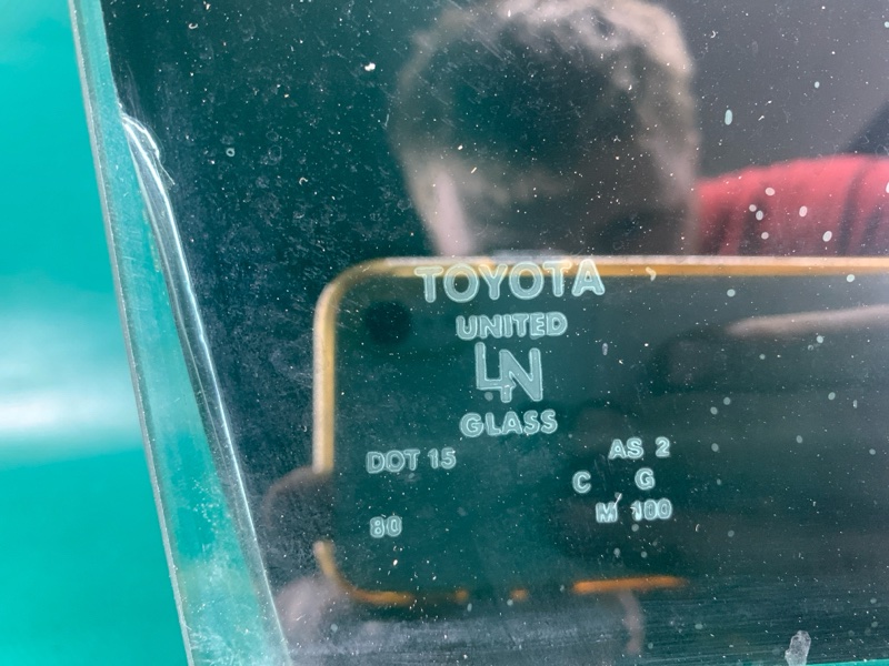 Стекло двери заднее правое CAMRY 40 06-11 Стекло двери заднее правое CAMRY 40 06-11