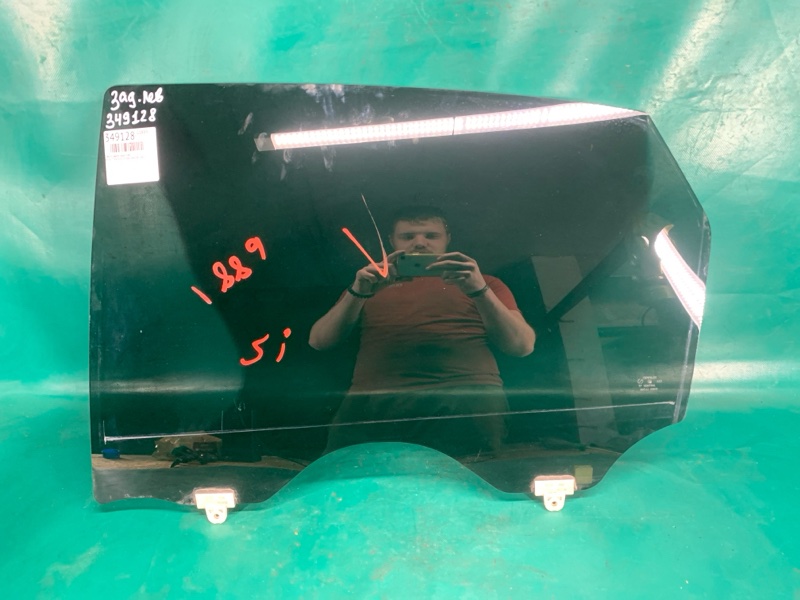 Стекло двери заднее левое INFINITI FX S50 03-08 2003 VK45DE 82301-CG000 Б/У
