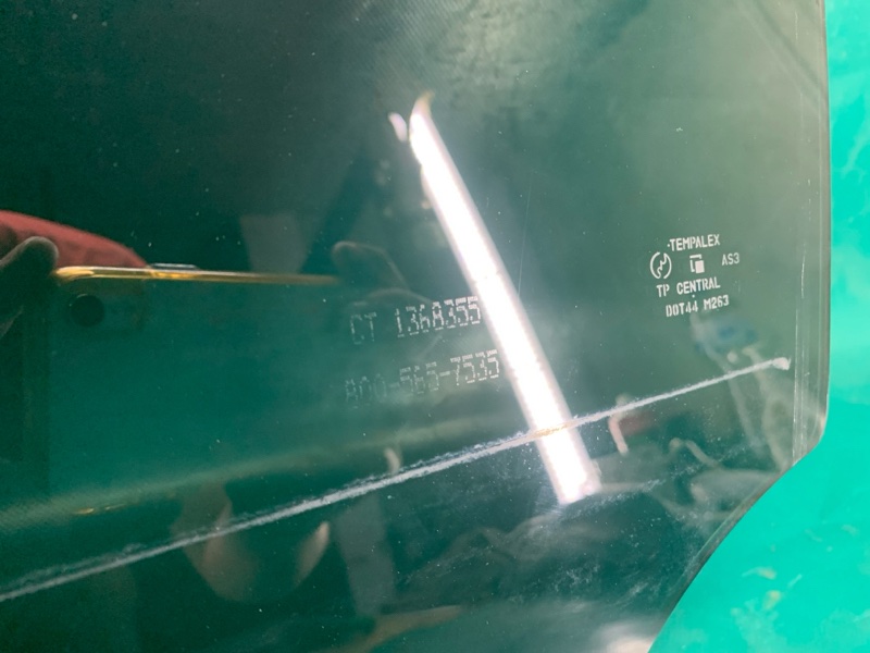 Стекло двери заднее левое FX S50 03-08 2003 VK45DE