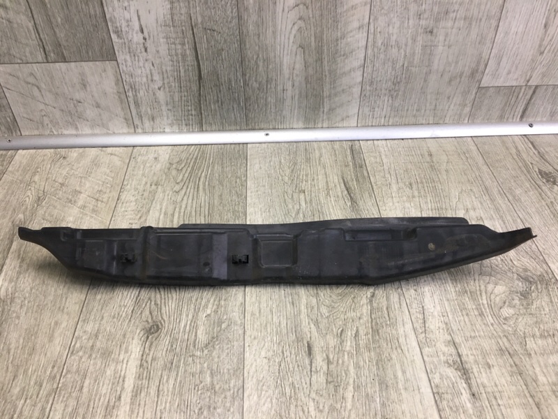 Пыльник крыла левый SUZUKI SX4 06-13 2009 J20A 72352-80J00 Б/У