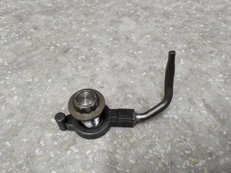 Форсунка масляная NISSAN X-TRAIL/ROGUE T32 13-20 2018 2.5 QR25DE 11560-3TS0D Б/У