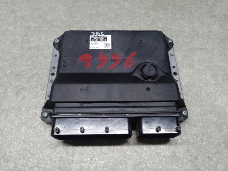 Блок управления двигателем LEXUS CT200 11-17 2013 1.8 2ZRFXE 89660-76012 Б/У