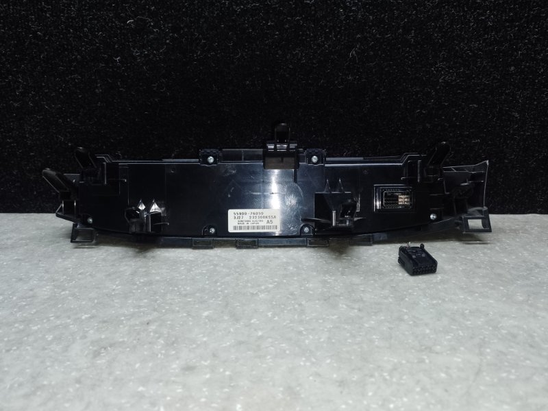 Блок управления печкой CT200 11-17 2013 1.8 2ZRFXE