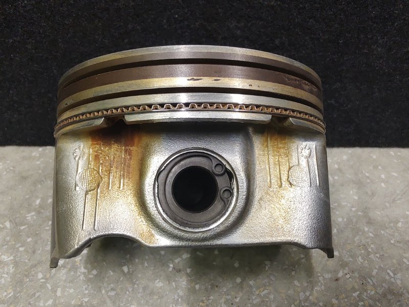 Поршень X-TRAIL/ROGUE T32 13-20 2018 2.5 QR25DE