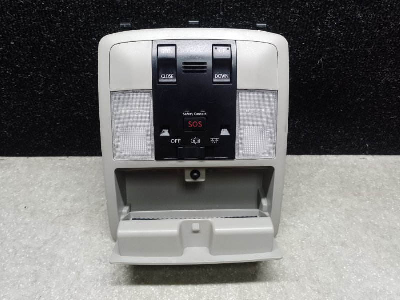 Плафон салона LEXUS CT200 11-17 2013 1.8 2ZRFXE 81260-76190-B0 Б/У