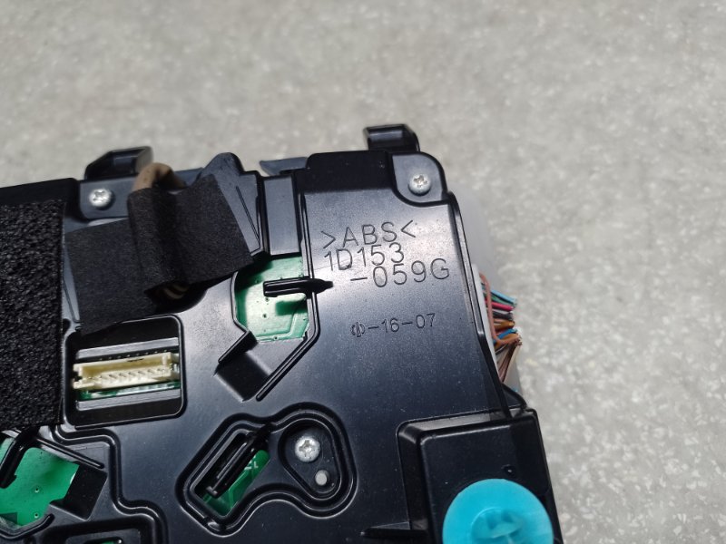 Плафон салона CT200 11-17 2013 1.8 2ZRFXE