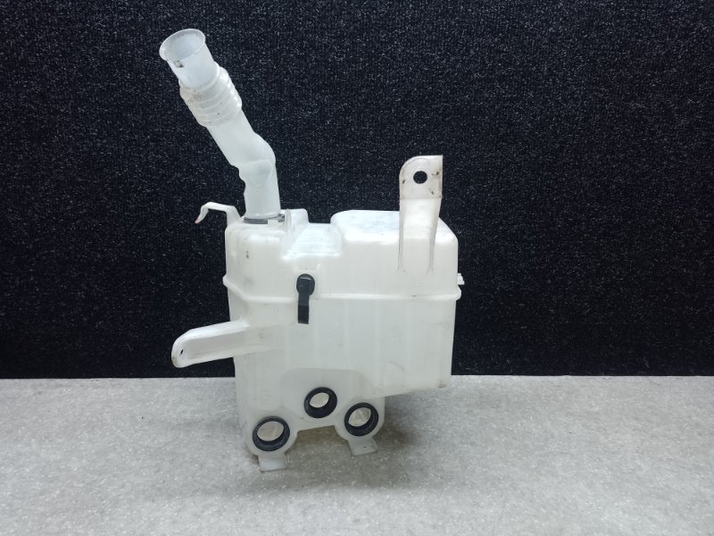 Бачок омывателя LEXUS CT200 11-17 1.8 2ZRFXE