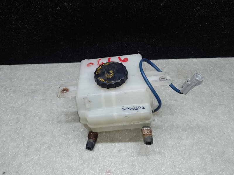 Бачок главного тормозного цилиндра LEXUS CT200 11-17 1.8 2ZRFXE