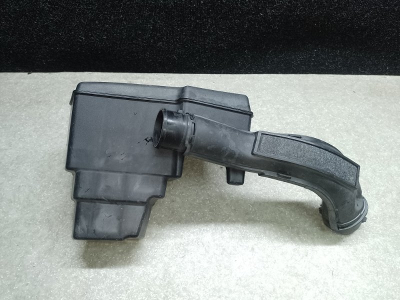 Резонатор воздушного фильтра LEXUS CT200 11-17 2013 1.8 2ZRFXE 17751-37100 Б/У