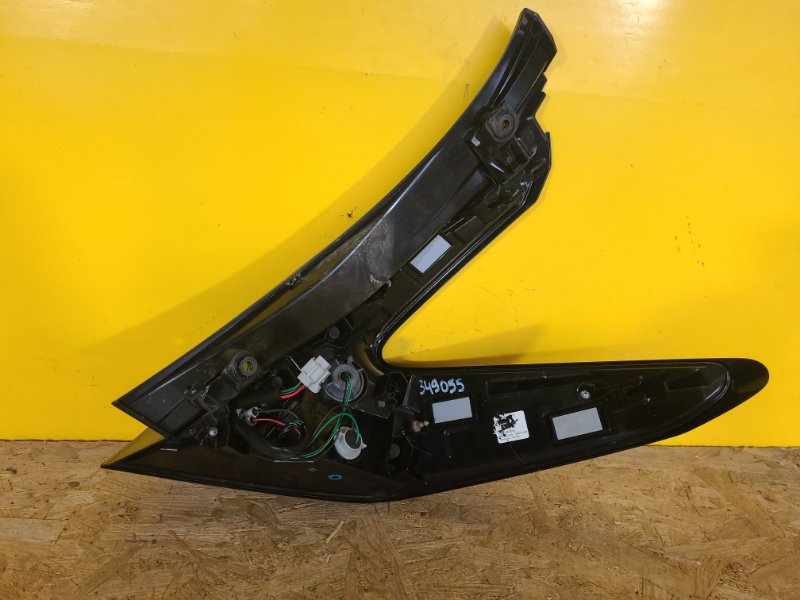 Фонарь наружный левый LEAF 18-