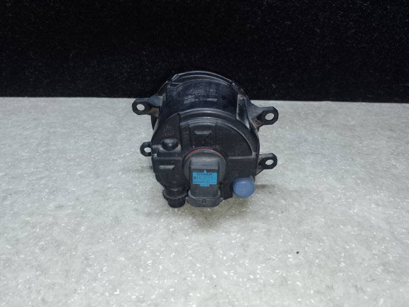 Противотуманная фара правая LEXUS CT200 11-17 1.8 2ZRFXE