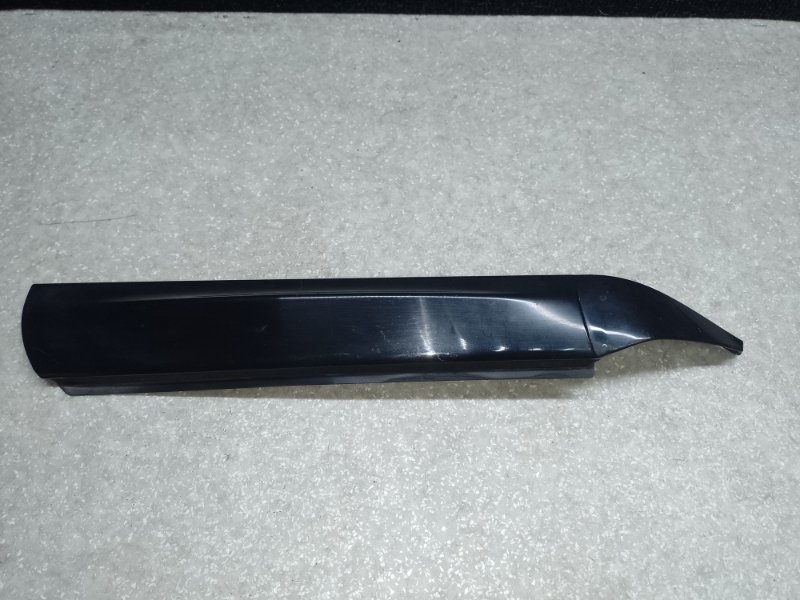 Молдинг кузова задний правый LEXUS CT200 11-17 2013 1.8 2ZRFXE 62791-76010 Б/У