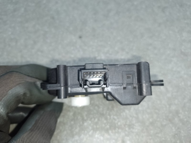 Моторчик заслонки печки LEXUS CT200 11-17 1.8 2ZRFXE