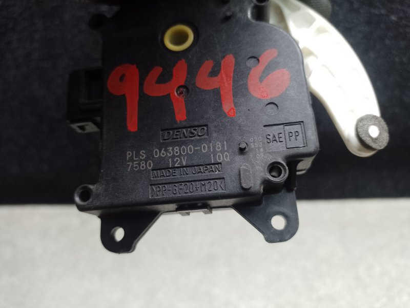 Моторчик заслонки печки CT200 11-17 2013 1.8 2ZRFXE