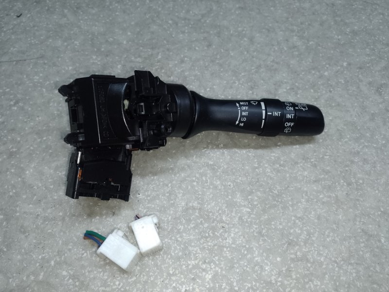 Подрулевой переключатель правый LEXUS CT200 11-17 2013 1.8 2ZRFXE 84652-76010 Б/У