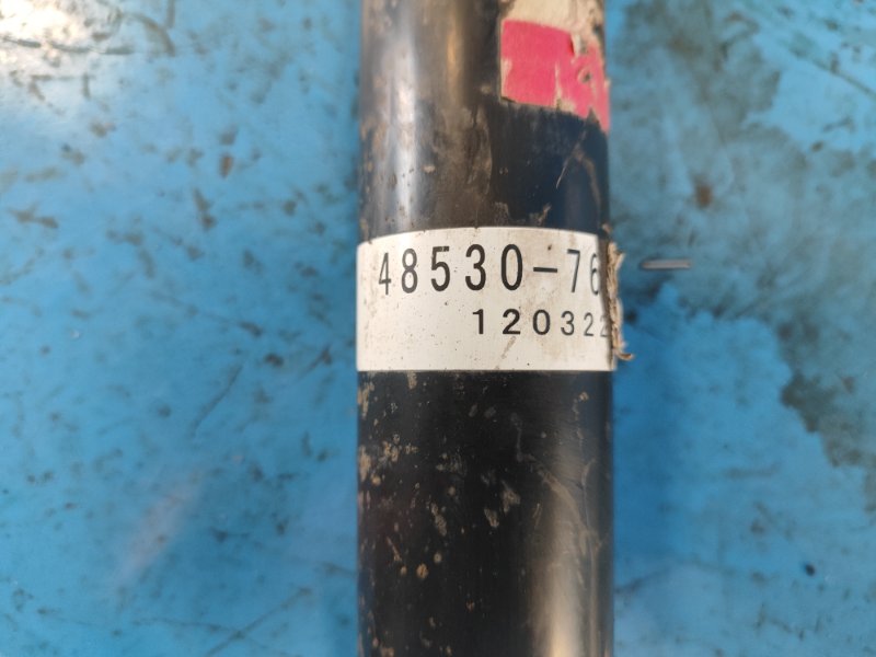 Амортизатор задний LEXUS CT200 11-17 1.8 2ZRFXE