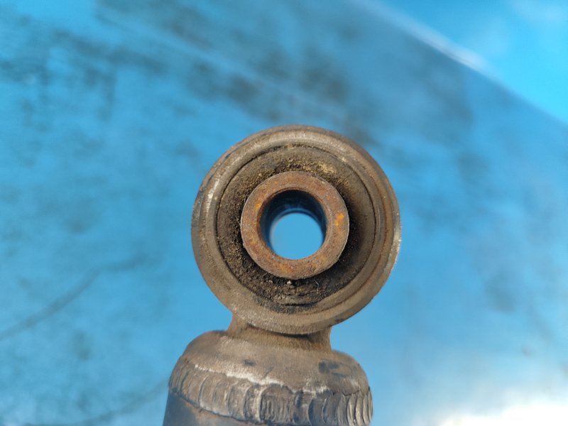 Амортизатор задний SUZUKI KIZASHI 09-14 J24B