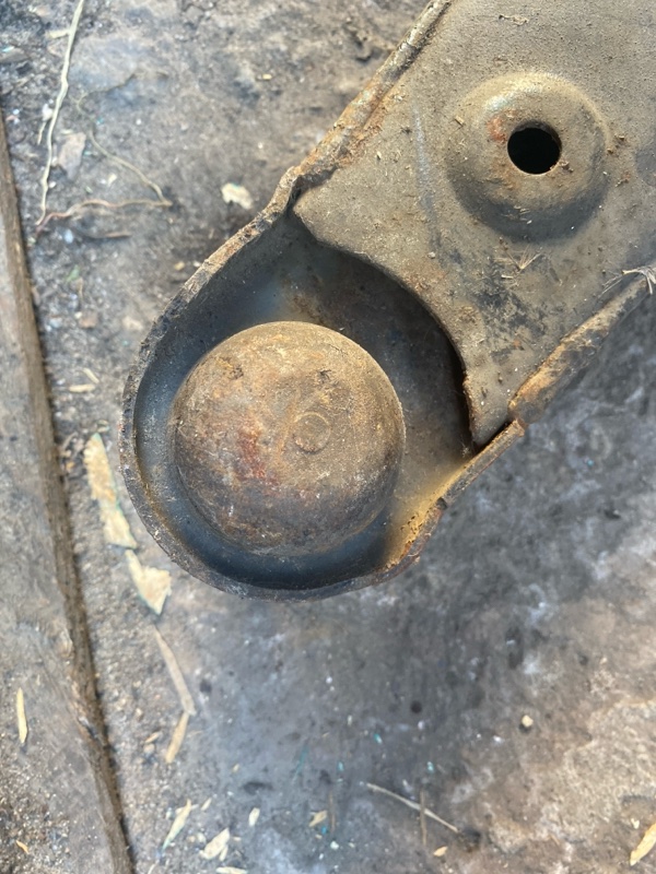 Рычаг передней подвески нижний передний левый LANCER IX 9 03-07