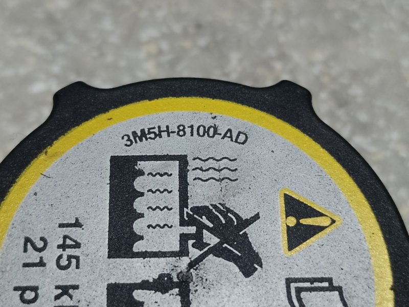 Крышка расширительного бачка FORD FOCUS 10-18