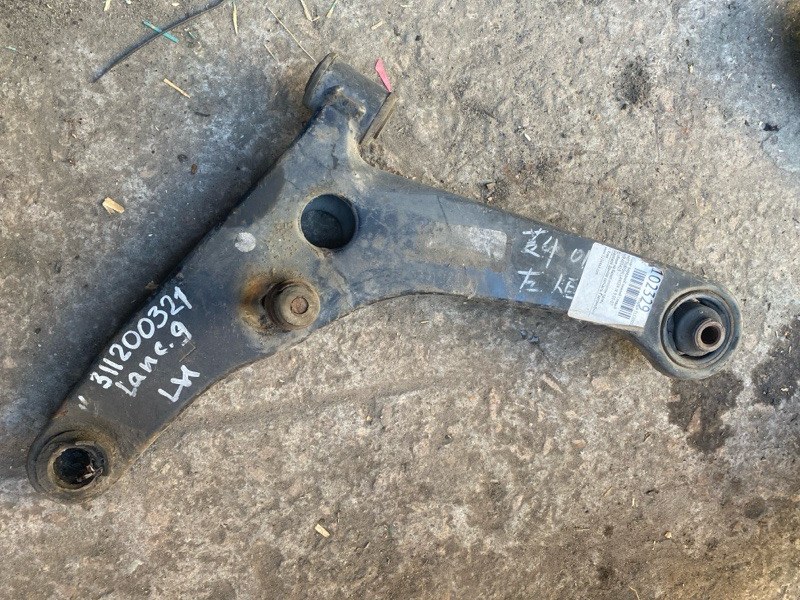 Запчасть рычаг передней подвески нижний передний левый MITSUBISHI LANCER IX 9 03-07 MR403419 Б/У Рычаг передней подвески нижний передний левый MITSUBISHI LANCER IX 9 03-07 MR403419 Б/У
