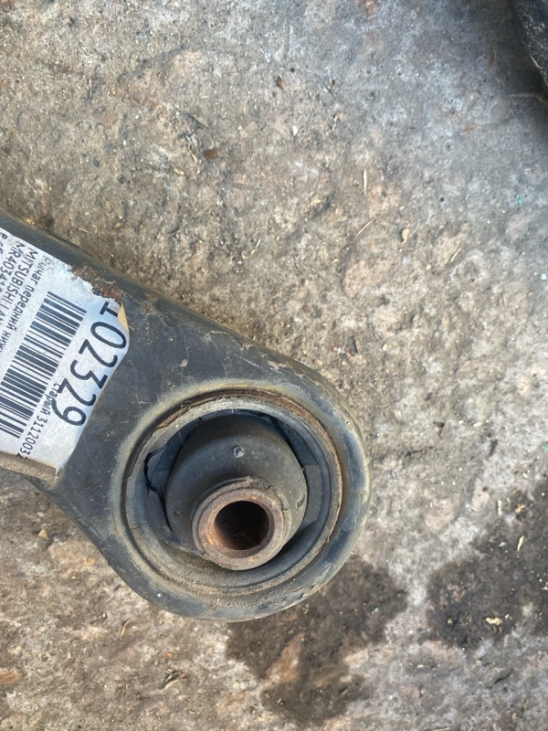 Рычаг передней подвески нижний передний левый MITSUBISHI LANCER IX 9 03-07 Рычаг передней подвески нижний передний левый MITSUBISHI LANCER IX 9 03-07