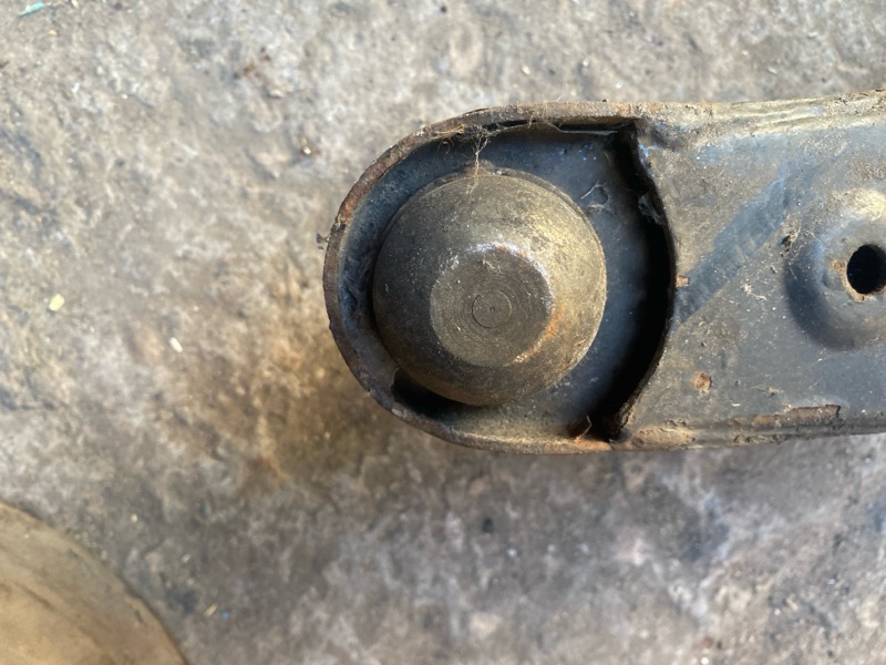 Рычаг передней подвески нижний передний левый LANCER IX 9 03-07 Рычаг передней подвески нижний передний левый LANCER IX 9 03-07