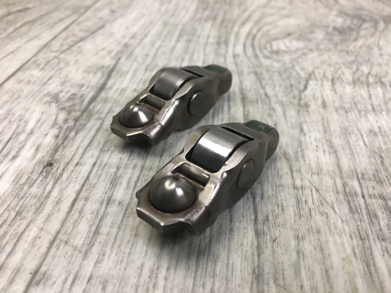 Рокер выпускного клапана CHEROKEE 14- 2014 KL 3.2 EHB