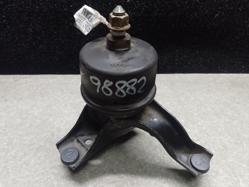 Подушка двигателя левая TOYOTA CAMRY 50 12-15 2013 ASV50 2.5 2ARFE 12372-36040 Б/У