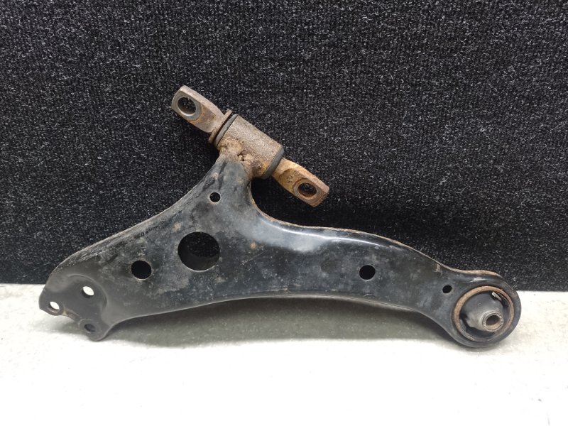 Рычаг передней подвески нижний левый CAMRY 55 14-17 2014 2.5 2ARFE Рычаг передней подвески нижний левый CAMRY 55 14-17 2014 2.5 2ARFE