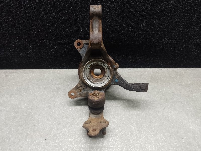 Запчасть кулак поворотный правый TOYOTA CAMRY 55 14-17 2014 2.5 2ARFE 43211-AA010 Б/У Кулак поворотный правый TOYOTA CAMRY 55 14-17 2014 2.5 2ARFE 43211-AA010 Б/У