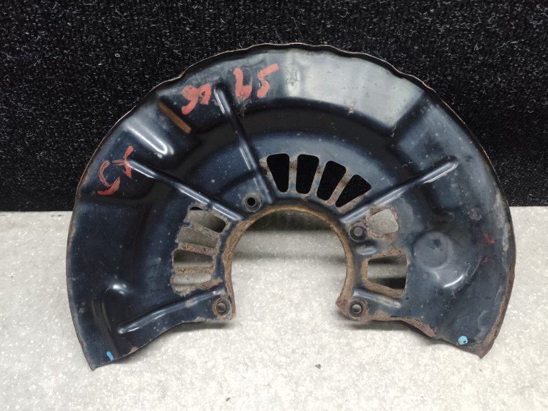 Защита тормозного диска передняя правая CAMRY 55 14-17 2014 2.5 2ARFE