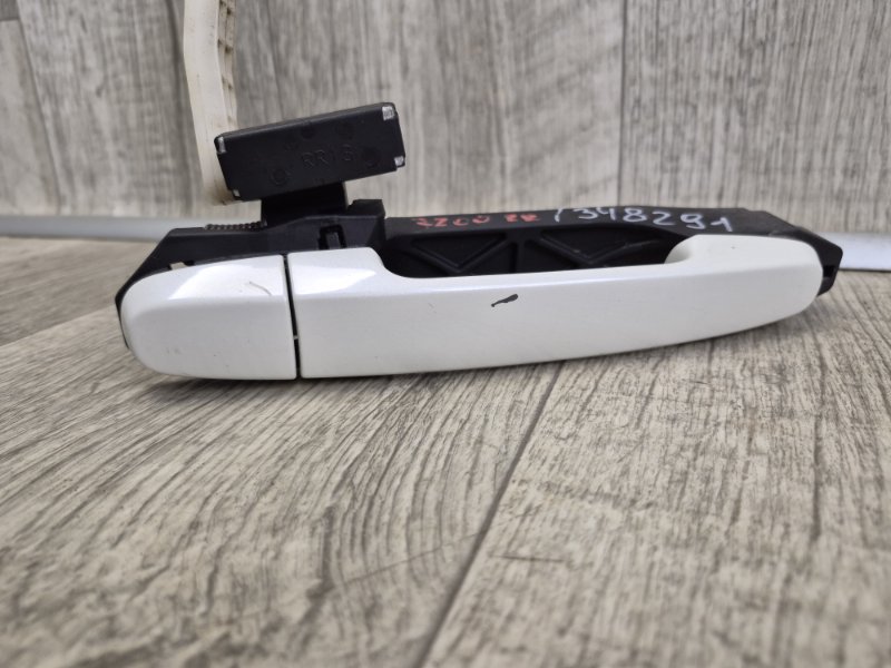 Ручка двери наружная задняя правая RAV4 05-12 2006 2.4 2AZFE