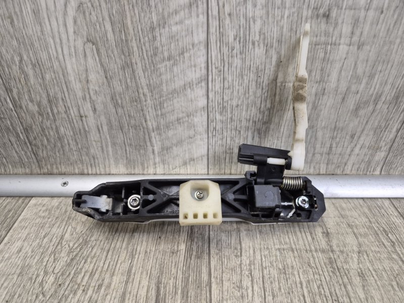 Ручка двери наружная задняя правая TOYOTA RAV4 05-12 2.4 2AZFE