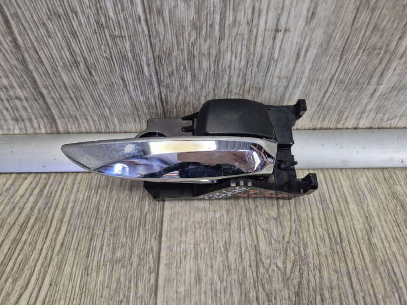 Запчасть ручка двери внутренняя передняя правая LEXUS CT200 11-17 2013 1.8 2ZRFXE 69205-75010-C0 Б/У Ручка двери внутренняя передняя правая LEXUS CT200 11-17 2013 1.8 2ZRFXE 69205-75010-C0 Б/У