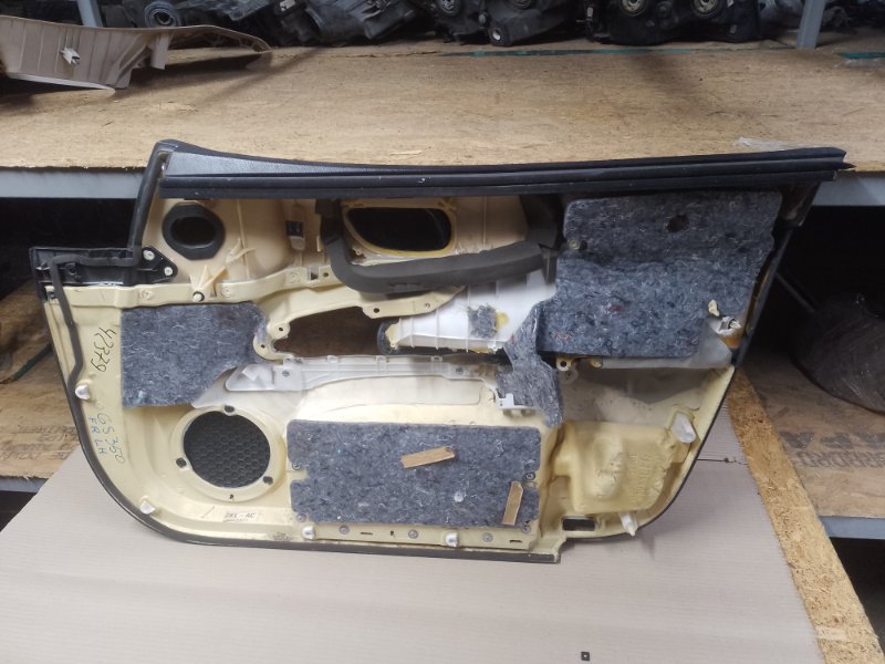 Карта двери передняя левая GS350 GS300 05-11