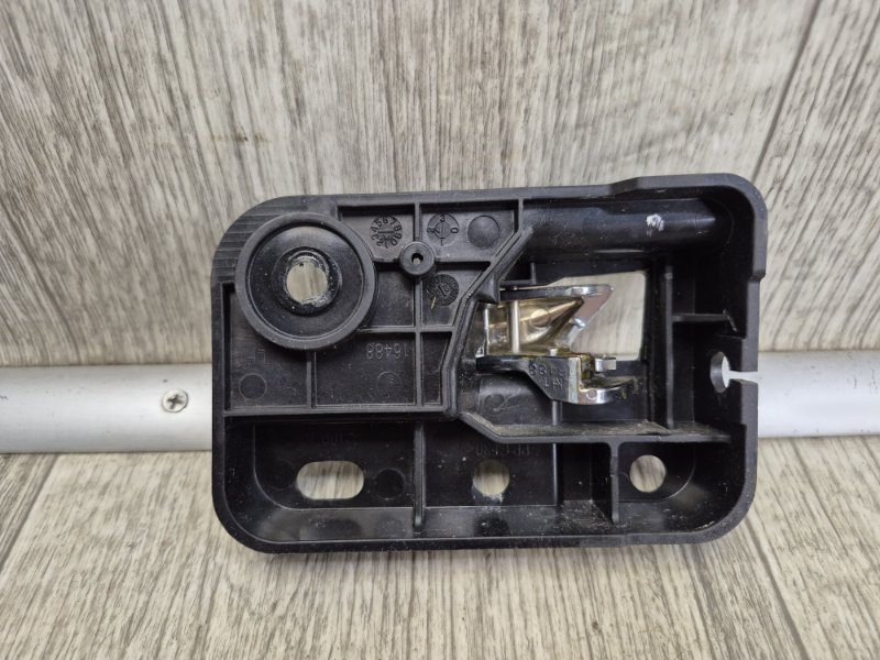 Ручка двери внутренняя передняя левая JOURNEY 08-20 2008 3.5 EGF