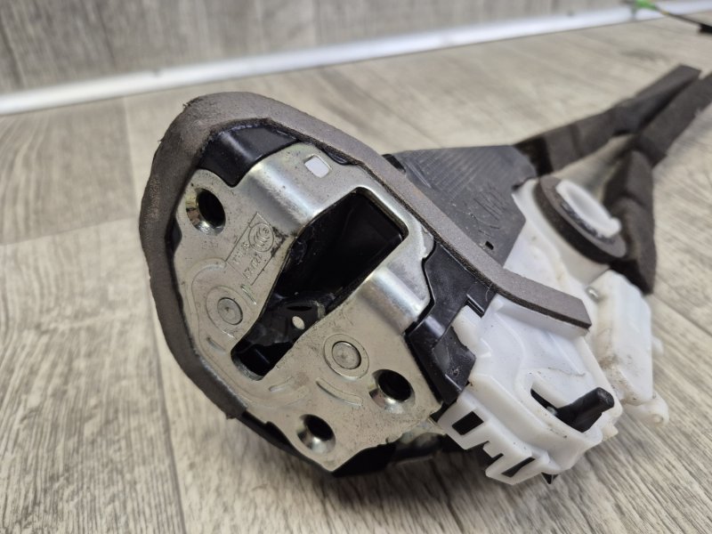 Замок двери задний левый ACURA TLX 14-17 2.4 K24W7