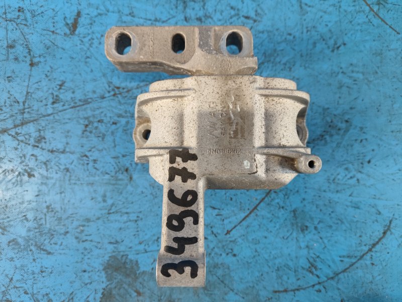 Подушка двигателя правая TIGUAN 08-17 2017 2.0 CCTA