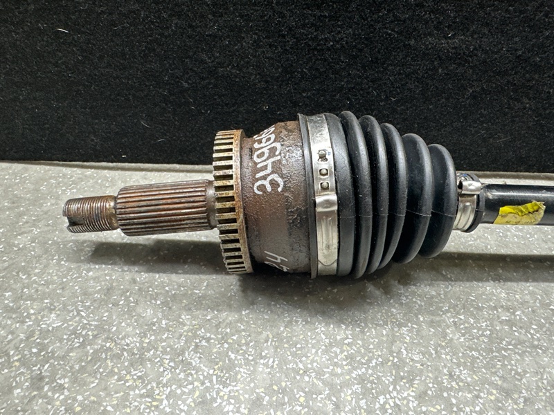 Привод передний левый HYUNDAI SONATA LF 2014- 2.4 G4KJ Привод передний левый HYUNDAI SONATA LF 2014- 2.4 G4KJ