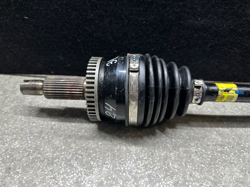 Привод передний левый HYUNDAI SONATA LF 2014- 2.4 G4KJ Привод передний левый HYUNDAI SONATA LF 2014- 2.4 G4KJ