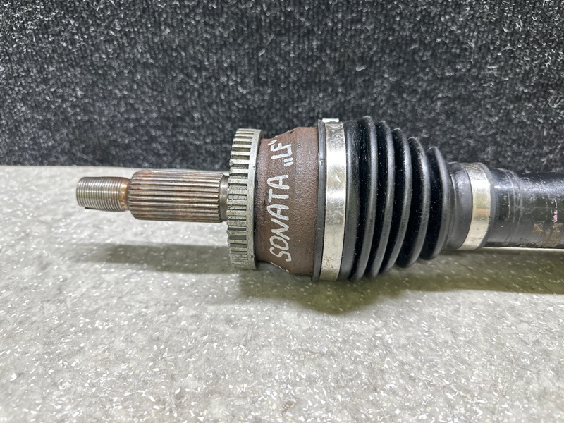 Привод передний правый HYUNDAI SONATA LF 2014- 2.4 G4KJ Привод передний правый HYUNDAI SONATA LF 2014- 2.4 G4KJ