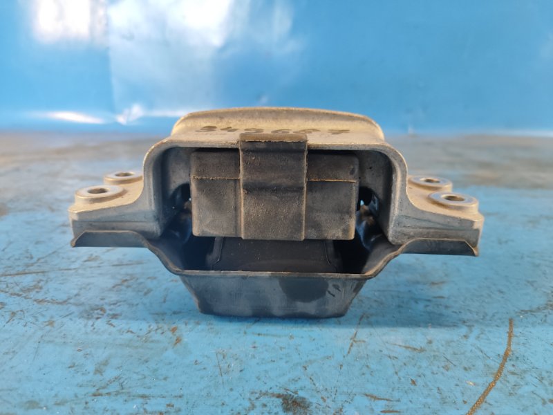 Подушка АКПП TIGUAN 08-17 2017 2.0 CCTA