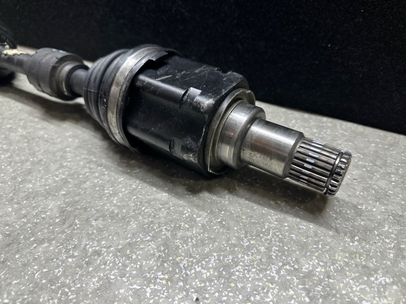 Привод передний левый CAMRY 40 06-11 2.4 2AZ-FE Привод передний левый CAMRY 40 06-11 2.4 2AZ-FE