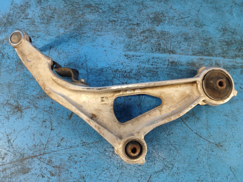 Рычаг передней подвески нижний левый PATHFINDER R52 12-21