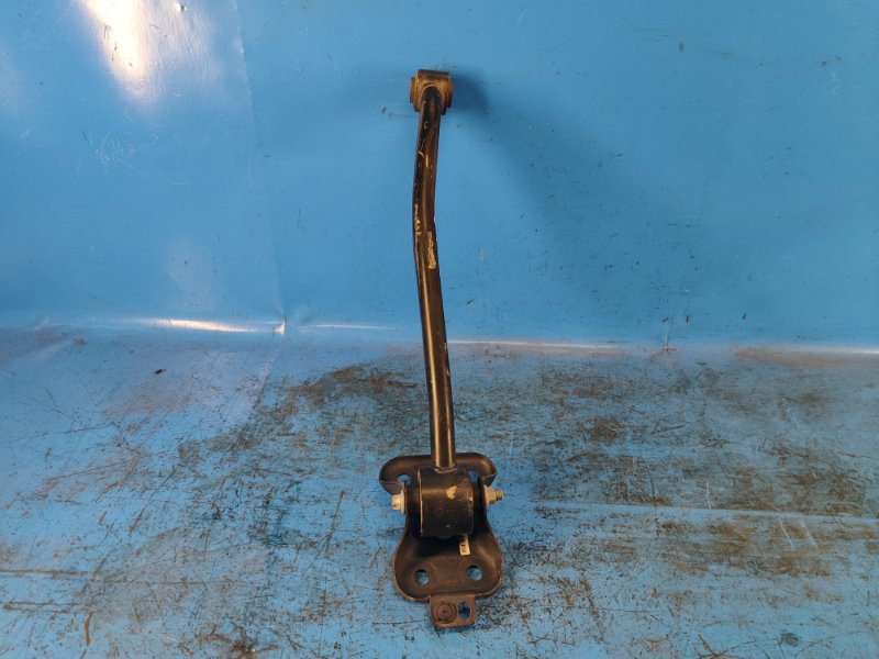 Рычаг задней подвески продольный правый JEEP RENEGADE (BU) 14- 2.4 ED6 Рычаг задней подвески продольный правый JEEP RENEGADE (BU) 14- 2.4 ED6