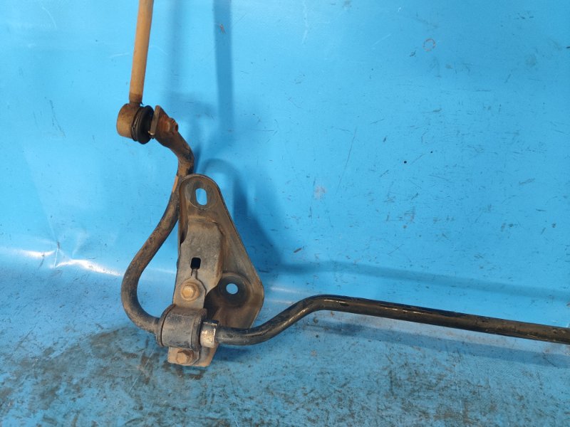 Стабилизатор задний CAMRY 40 06-11 Стабилизатор задний CAMRY 40 06-11