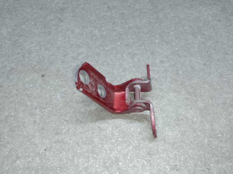 Петля двери нижняя задняя левая TOYOTA PRIUS 16- Петля двери нижняя задняя левая TOYOTA PRIUS 16-