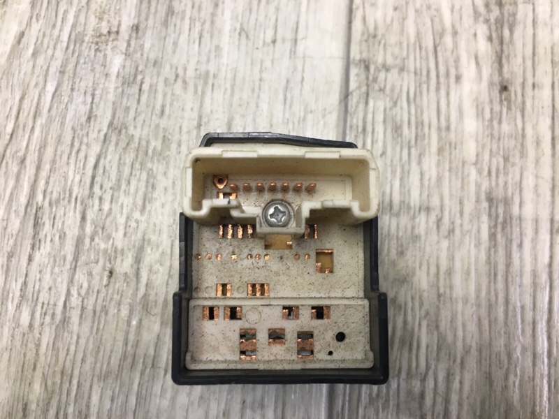 Блок управления зеркалами COROLLA 150 06-13