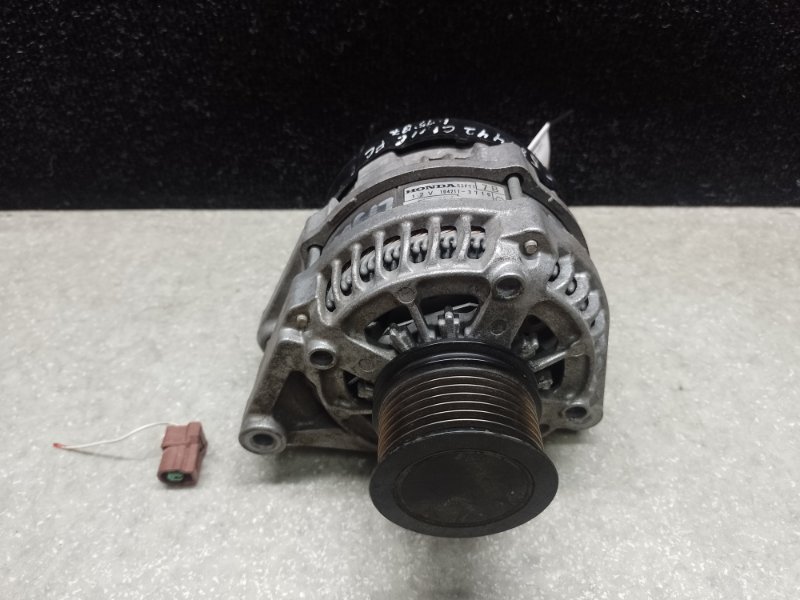 Запчасть генератор HONDA CIVIC FC/FK 15- 31100-59B-003 Б/У Генератор HONDA CIVIC FC/FK 15- 31100-59B-003 Б/У