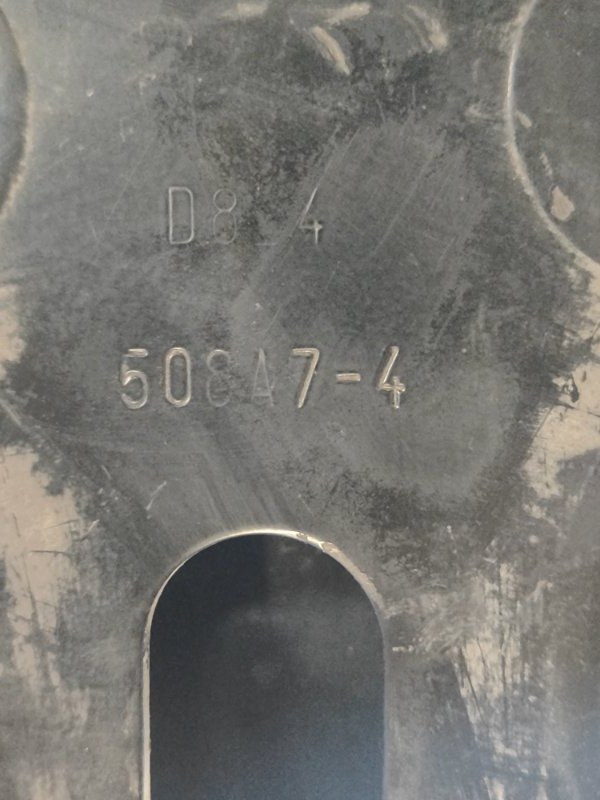 Рычаг задней подвески продольный левый RENEGADE (BU) 14- 2015 2.4 ED6 Рычаг задней подвески продольный левый RENEGADE (BU) 14- 2015 2.4 ED6